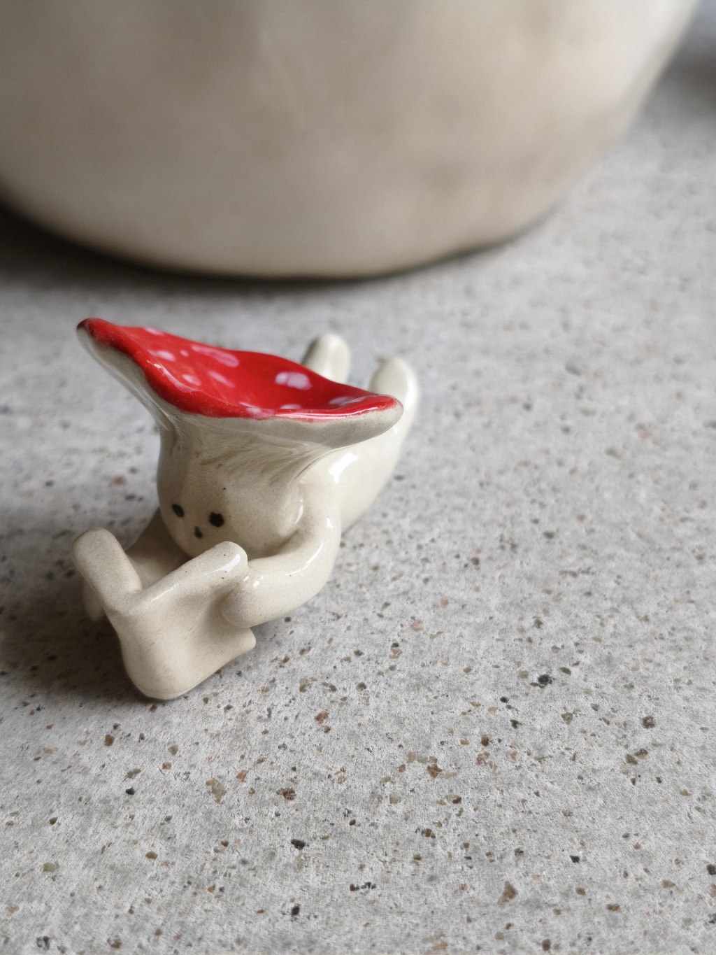 Handmade ceramic products from Lithuania 