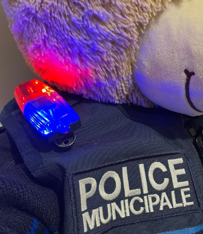mag light police