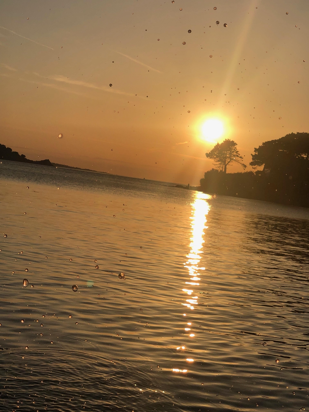 créations et ventes de bijoux en pierres naturelles. 
Retrouvez des Pendentifs, Colliers, Bracelets, Boucles d'oreilles, Bola de grossesse et divers