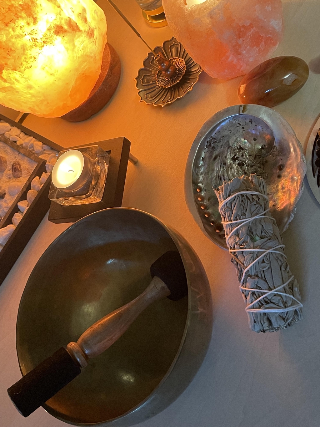 Comment purifier et recharger ses pierres?