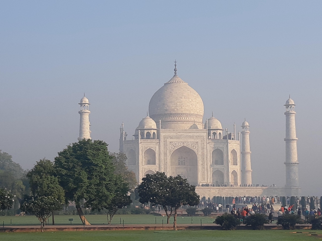 Massages Ayurvédique et massage intuitif 
Une approche du corps et des émotions