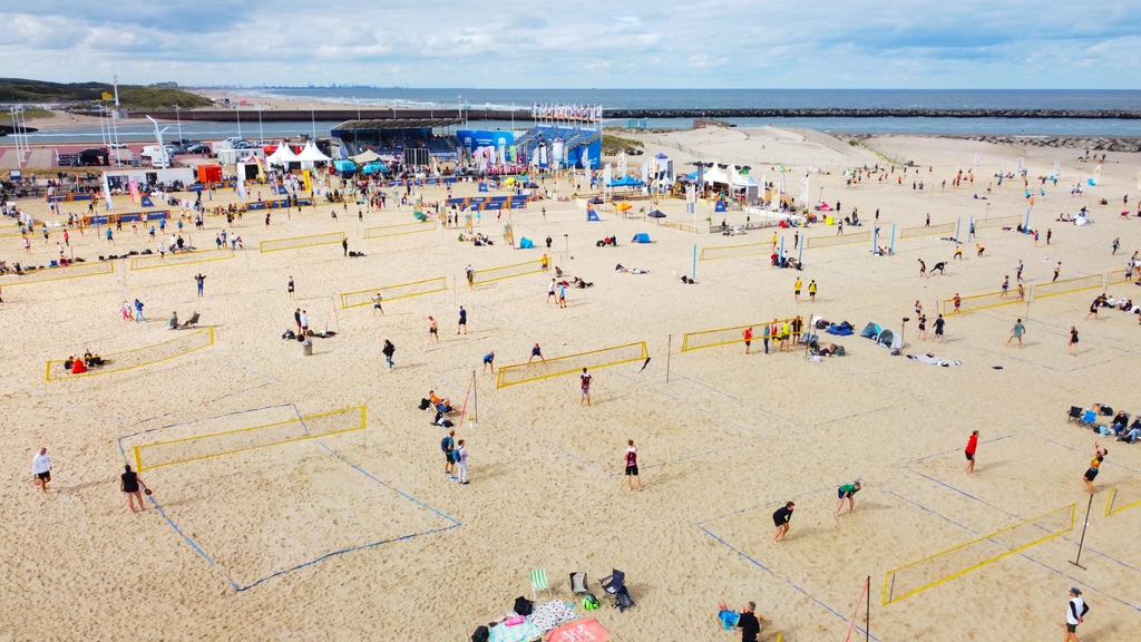 Dé online Summer BeachLife beachshop! Voor al je beachsport spullen, cadeaubonnen en abonnementen.