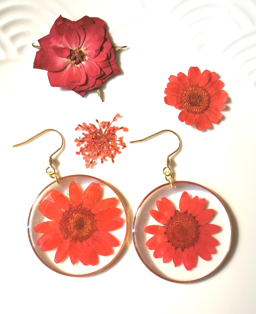 Les boucles d'oreilles