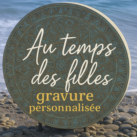 Des bijoux en acier inoxydable au style bohème, pensés pour durer et sublimer votre liberté.
Plongez dans un univers solaire et authentique où chaque bijou raconte une histoire. Inspirés de l’esprit bohème, nos créations mêlent finesse, symboles et caractère, pour révéler votre personnalité. En acier inoxydable, elles résistent à la vie : à l’eau, au temps, et à vos aventures.

Laissez-vous séduire par une collection qui allie élégance naturelle et durabilité.
À porter au quotidien, à accumuler ou à offrir, nos bijoux sont faits pour accompagner chaque instant, chaque saison, chaque vous.