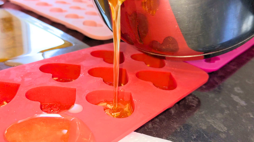  Wax melt and candle making ingredients and tools