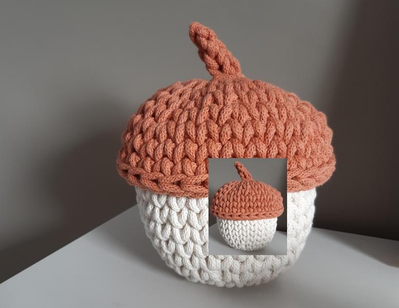 Une panière en forme de gland de chêne.