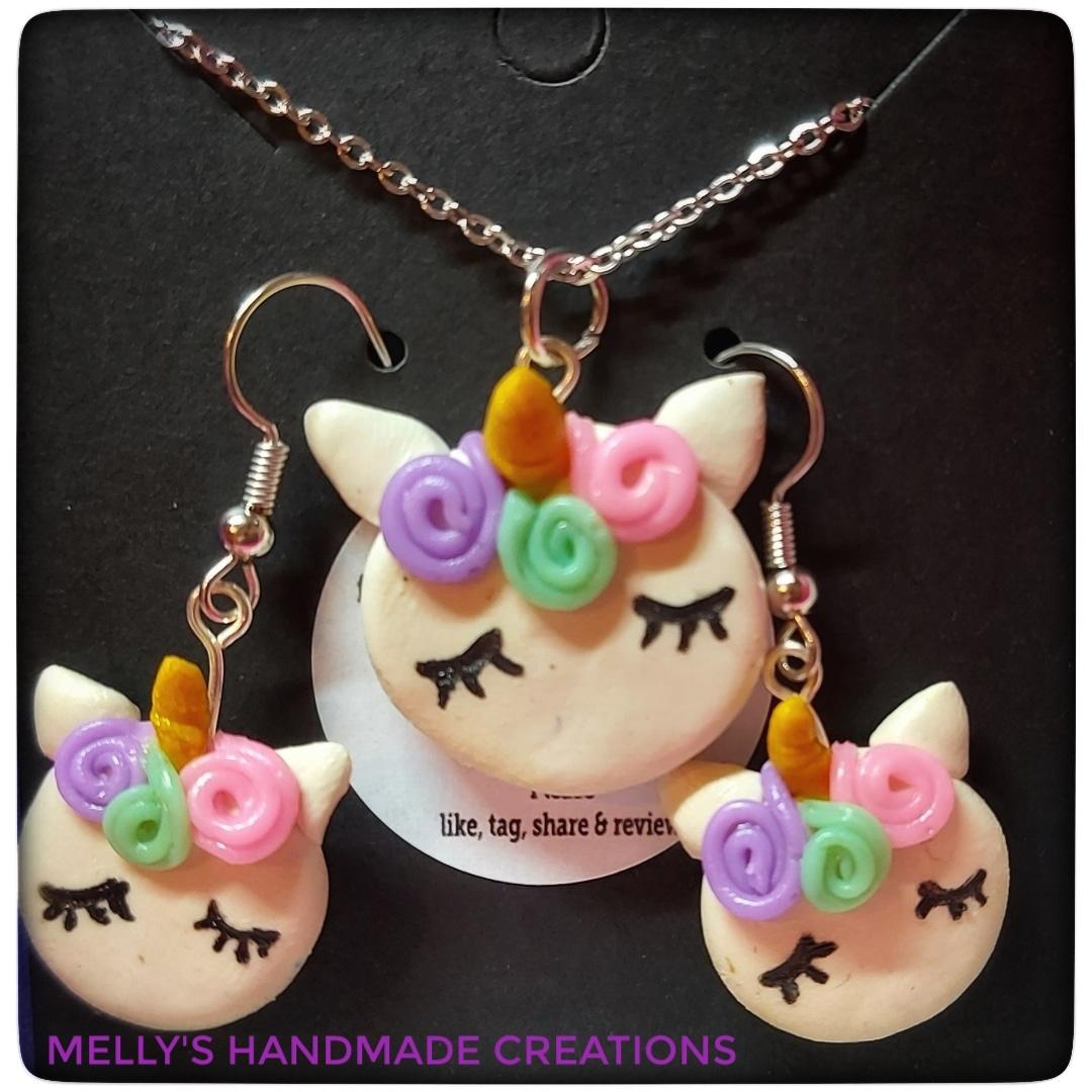 Matching jewellery sets