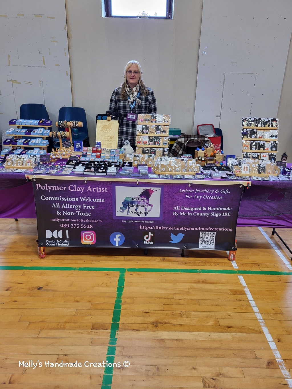 Unique handmade jewellery and gifts, made from polymer clay.
Gifts to suit any occasion and any age.
All allergy free and non-toxic. 