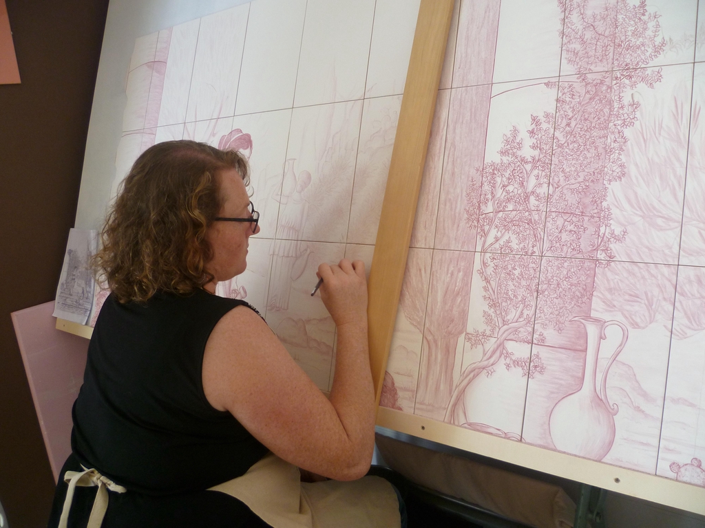 Mon travail de céramiste
La fabrication des objets décoratifs, utilitaires et des azulejos dans mon atelier en Saône et Loire

​