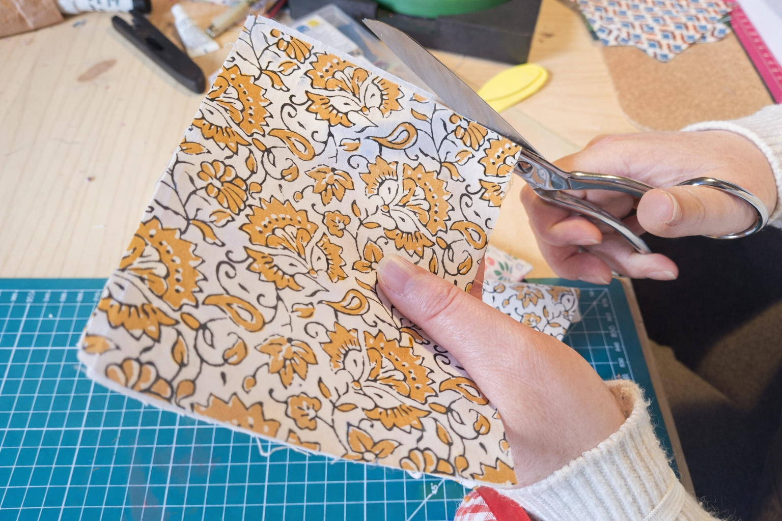 Couture, fait-main dans mon atelier