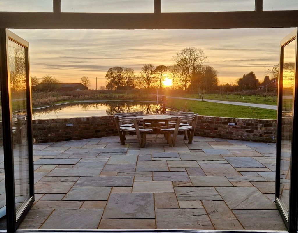 Welcome to the Pizza Shed & Bar !