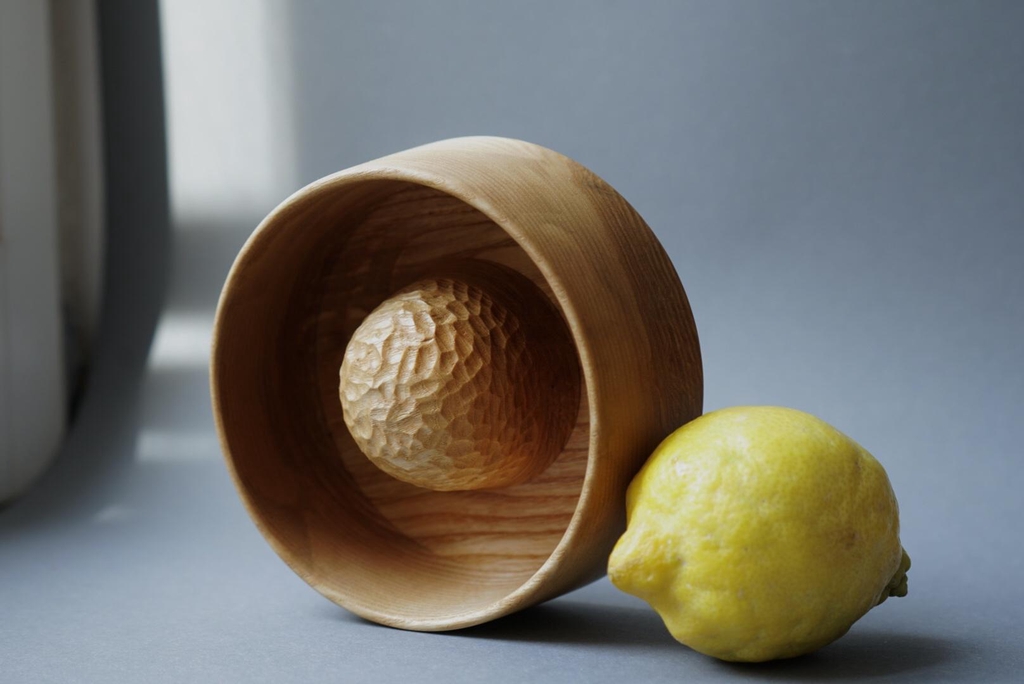 Mendel Andreys, the Artisan behind LHOLZ.COM breathes life into wood, shaping it into living art
 Experience the delicate beauty of wooden Bowls, Vases, Trays, lamps and other stunning masterpieces made from old skateboards.
Explore and shop this exquisite collection now.

LHOLZ.COM
Woodturning today’s Design
