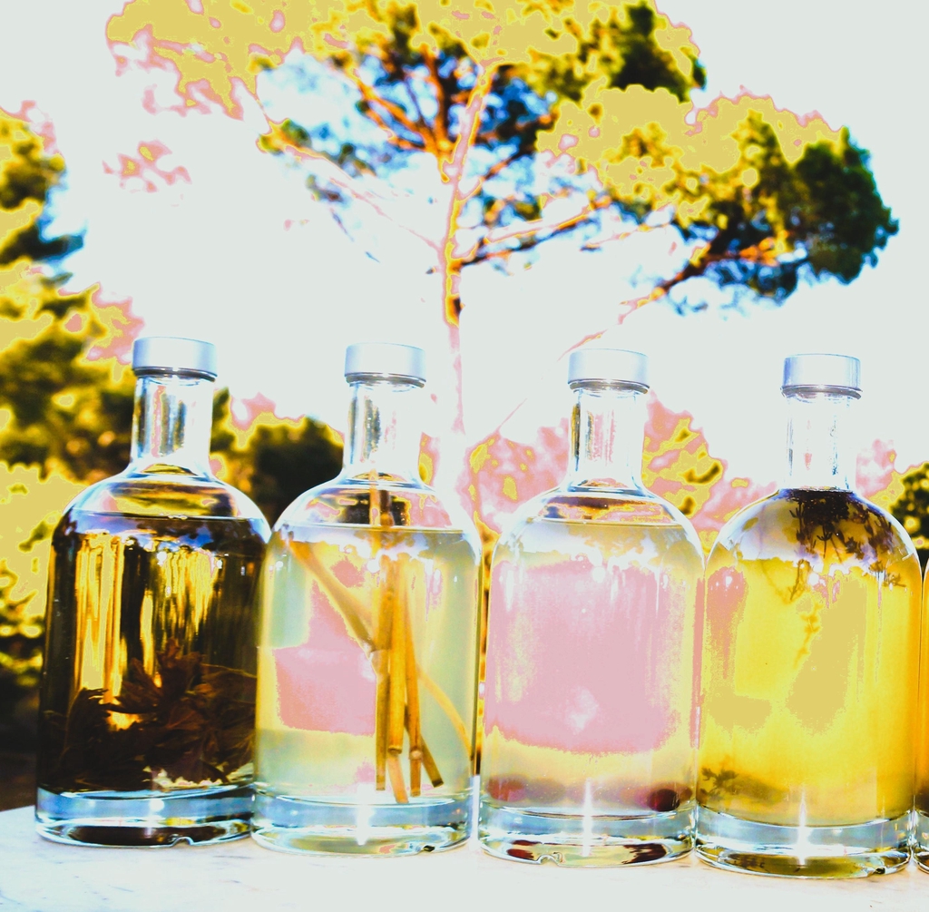 La Restanque d'en Haut - Aromates
Arrangements Simples - Liqueurs