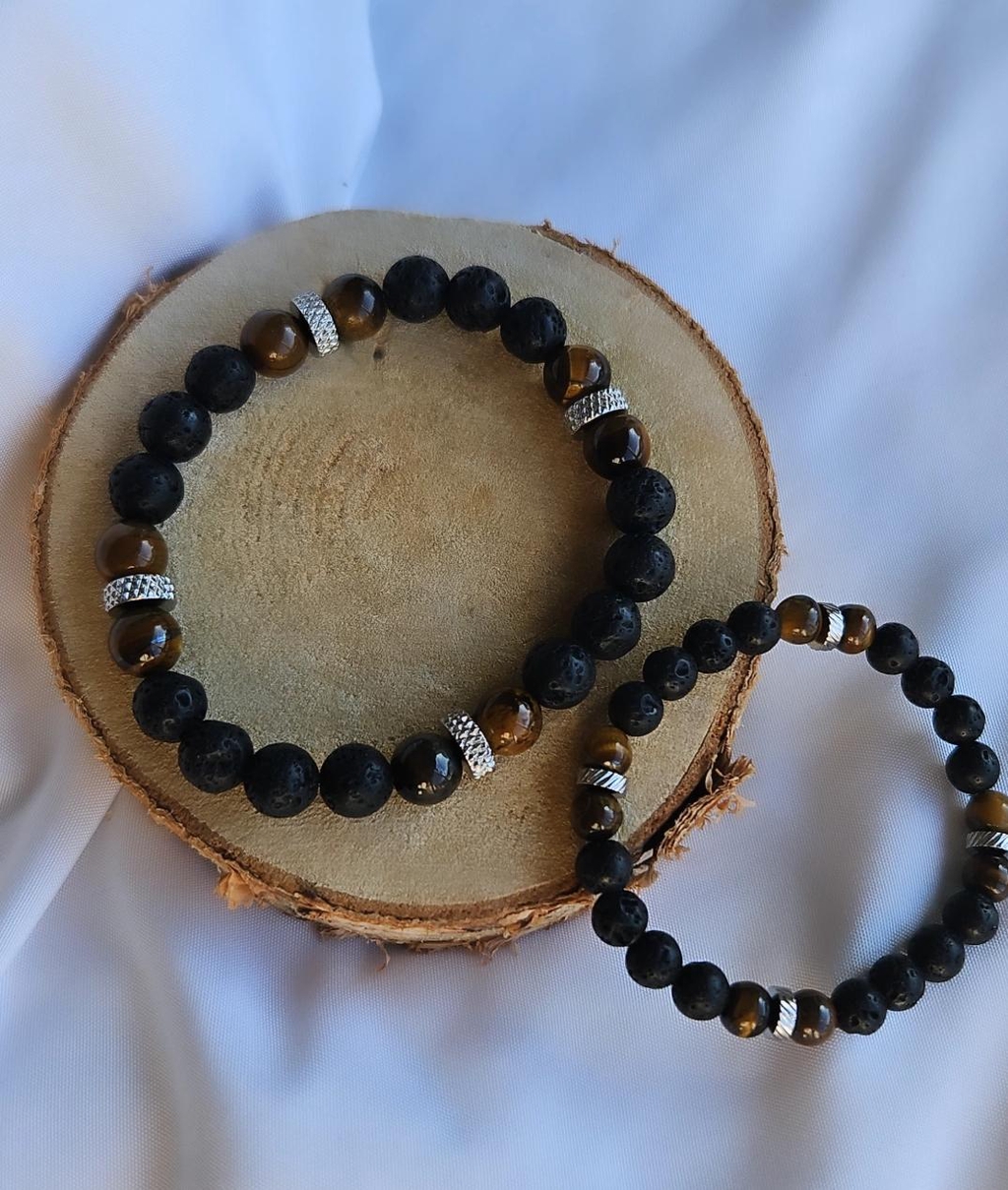 La douceur d'un prénom posé sur un bracelet