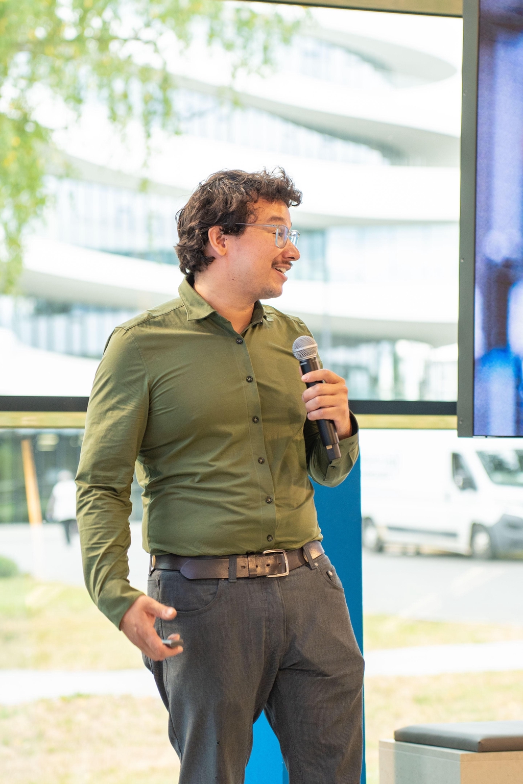 Matthias Pohl als Speaker bei einem Event