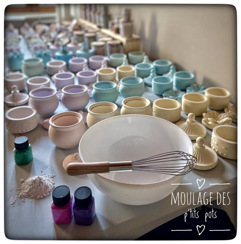 contenants faits maison, pierre de gypse. Atelier de création de bougies artisanales Éclair cire à Vichy