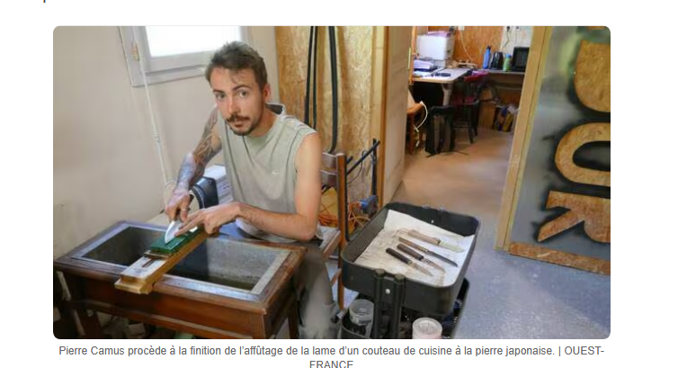 Photo d'un article du journal Ouest France sur Baldur France une coutellerie au Lion d'Angers, près de Angers Maine-et-Loire
