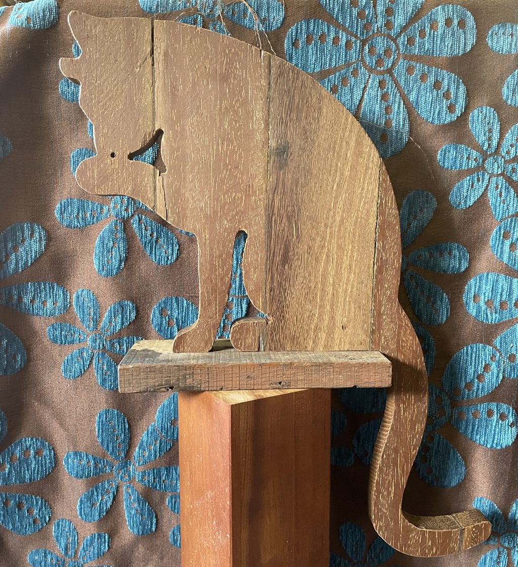 In deze categorie vindt je onze dieren gerelateerde producten.