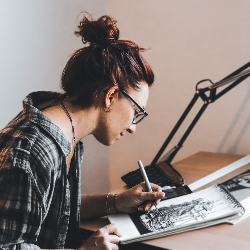 dyl'm - illustratrice indécise - illustration noir et blanc