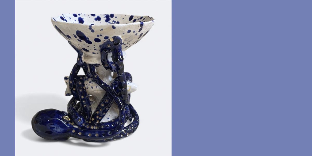 Coupe Bleu de Sèvres avec Poulpe et Poisson aux yeux d'or