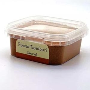 Sels aromatisés & épices: 
Nos sels aromatisés artisanaux sont pensés pour sublimer vos plats du quotidien : BBQ, poissons, légumes, salades ou poêlées. Fabriqués à la main à Reims avec des aromates naturels, ils s’utilisent avant ou après cuisson. Idéal pour relever une assiette ou mariner en 5 minutes. 