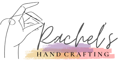 Bienvenue chez Rachel's Handcrafting. Entrez, prenez le temps de découvrir mes créations. 💛