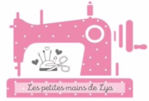 Bienvenue dans la boutique 
« Les Petites Mains de Lya »

L’aventure est née à la naissance de ma fille, Lya.
De fil en aiguille, la couture est devenue plus qu’une passion : une façon de transmettre, de créer du beau, du durable et du vrai.

Chaque création est pensée pour allier élégance, originalité et responsabilité : des pièces uniques, cousues à la main, souvent issues de matières upcyclées, pour donner une seconde vie aux tissus.

🪡 Parce que chaque création est unique… comme vous.
