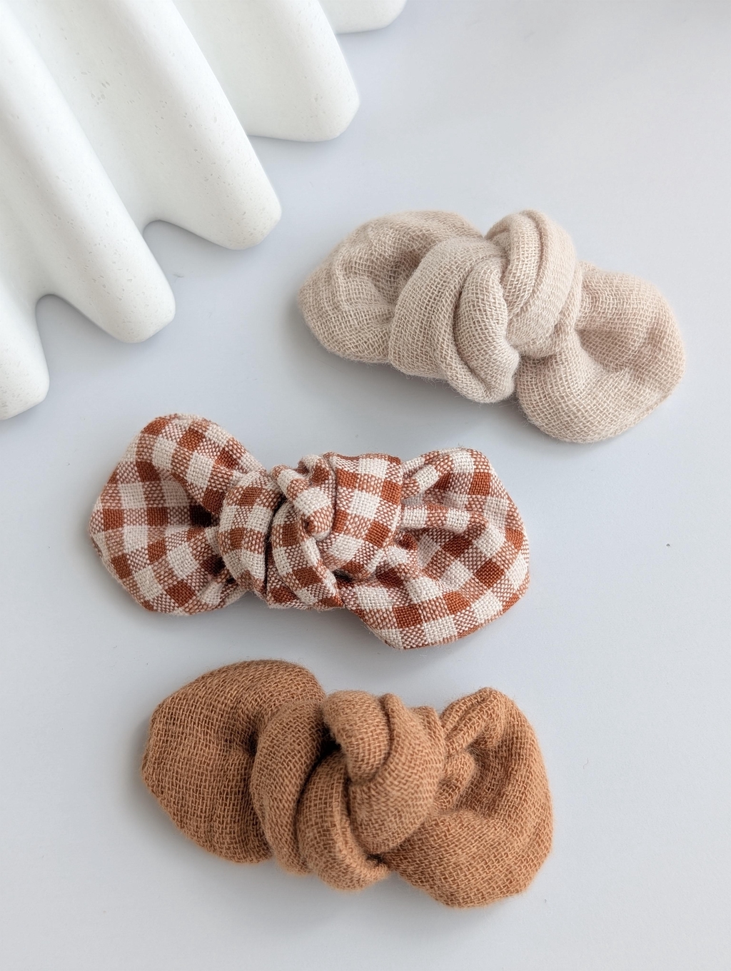 La Tête dans les Nétoiles Barrette fait main barrette antiglisse noeud gaze de coton barrette bébé barrette pour cheveux fins barrette en gaze de coton 