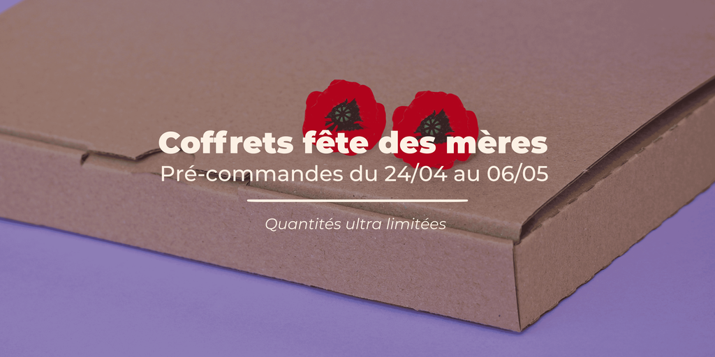 Coffrets fête des mères Nuance Création en collaboration avec Les bougies de Sidonie et À fleur de l'eau. Des créatrices 100% made in Ain et qui fabrique des créations uniques à la main. Quantités ultra limitées disponibles du 24/04/2026 au 06/05/2025. Boucles d'oreilles, bougie et aquarelle. 