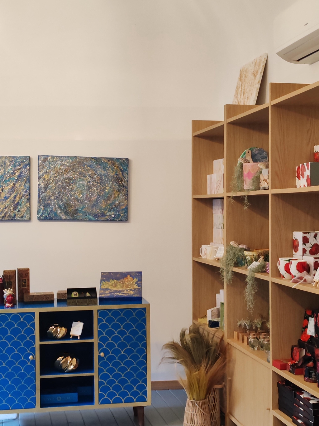 L'AtelierArt & Co
Concept store 
Via Roma n.104
Novi Ligure (AL)