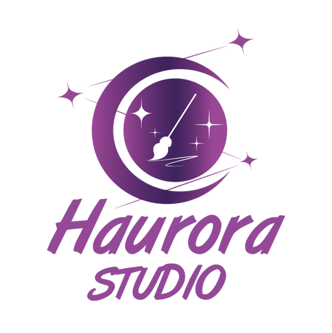 logo d'une lune avec un soleil et un pinceau avec des étoiles suivit du nom de l'entreprise "Haurora Studio"