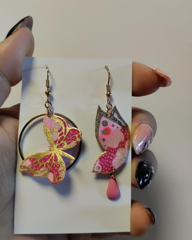 "Kenavo : Boucles d'Oreilles Artisanales Dépareillées, Uniques comme Vous"