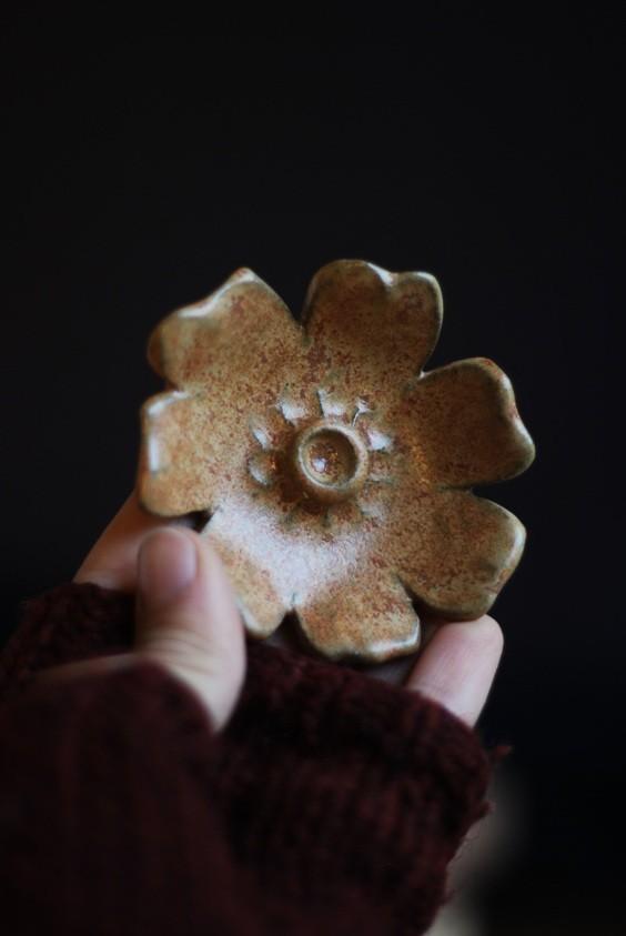 coffret rituel collaboration artisanale paquerette & dithyrambik drôme ariège artisanat fait-main français made in france
coffret cadeau idée cadeau bougeoir bougie rituel