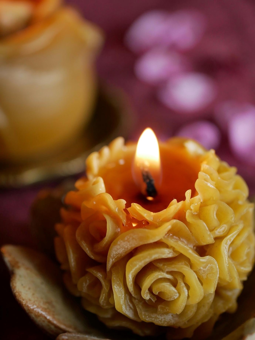 bougie bouquet de rose dithyrambik
fête des mères saint valentin fête des grand-mères cadeau anniversaire
artisanat français cire d'abeille