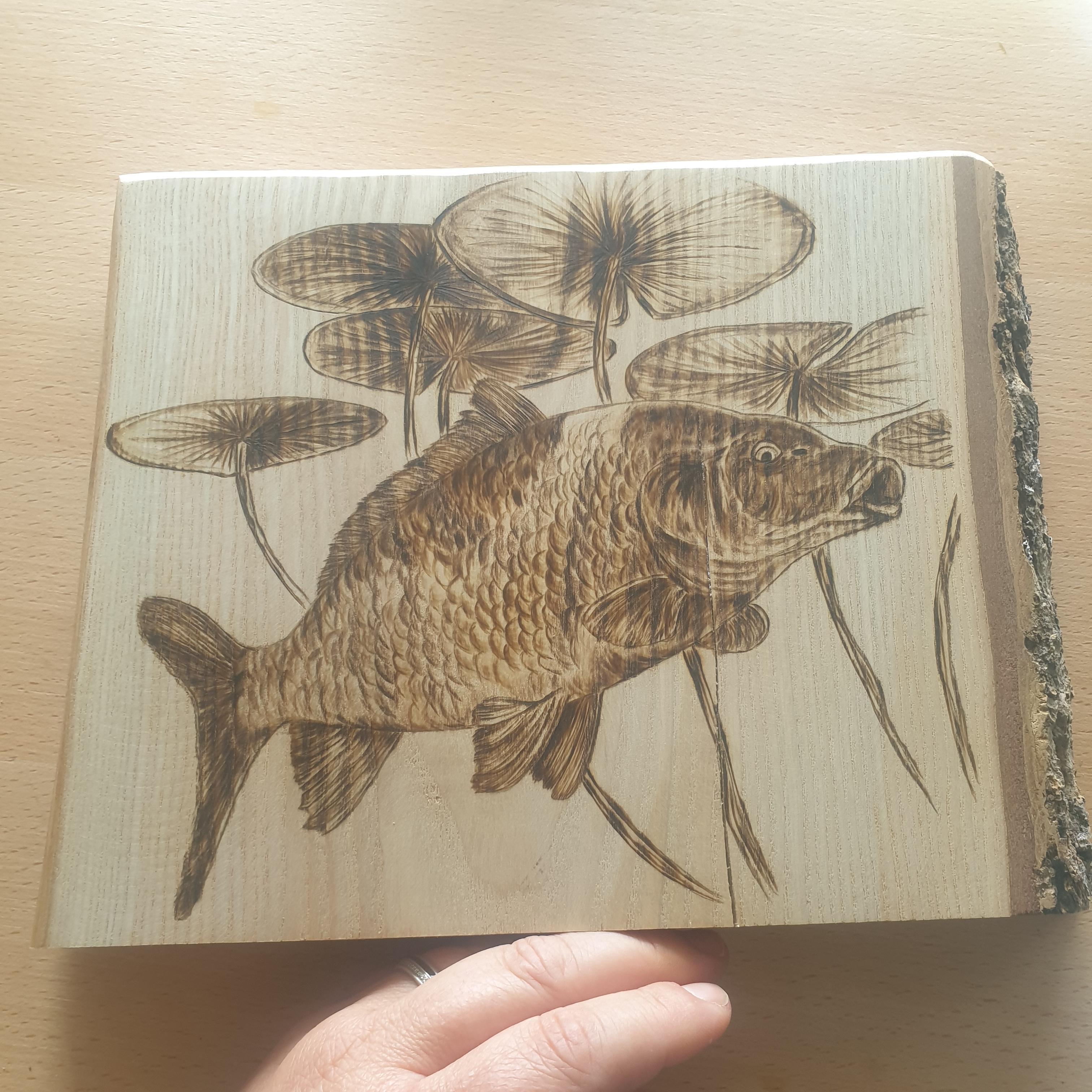 Pyrogravure sur bois faune sauvage
pyrogravure d 'animaux de la ferme vache poules portrait animaux 
pyrogravure d'animaux de compagnie chiens chats 
Cadeau chasseur chasseresse personnalisé
Art pyrogravure photographie animal sauvage
Pyrogravure fait main chasseur
Décoration chasseur faune sauvage
Œuvre d'art animalier pyrogravure bois
Cadeau chasse photographies faune sauvage
Pyrogravure Faune Sauvage Personnalisée - Cadeau Chasseur & Chasseresse
Œuvre d'Art en Pyrogravure : Faune Sauvage en Bois - Cadeau pour Chasseur
"Offrez un cadeau unique aux passionnés de chasse et de nature avec une pyrogravure réalisée à la main sur bois, inspirée de photographies de faune sauvage. Chaque œuvre est soigneusement gravée à la main, apportant une touche personnelle aux images de cerfs majestueux, de sangliers, de renards et d'autres animaux emblématiques. Parfait pour un chasseur ou une chasseresse, cette pièce d'art est un hommage à la beauté brute de la nature."