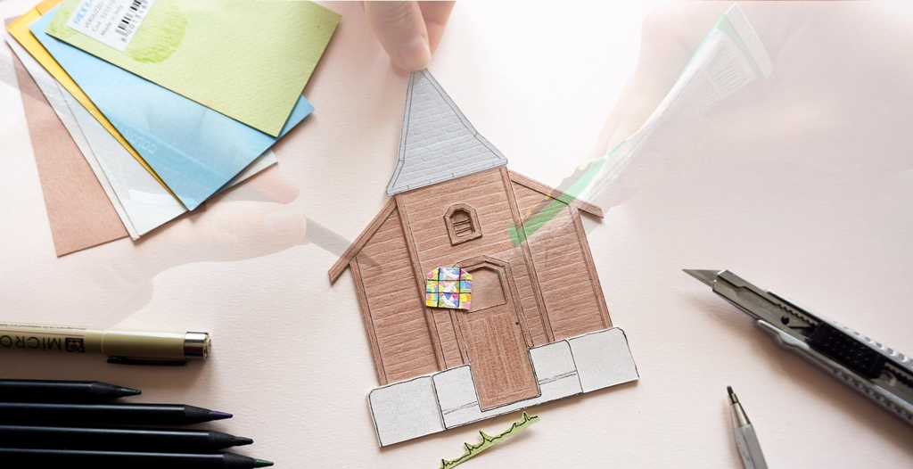 Dessinés, découpés, assemblés à la main.
Des collages uniques rien que pour vous !