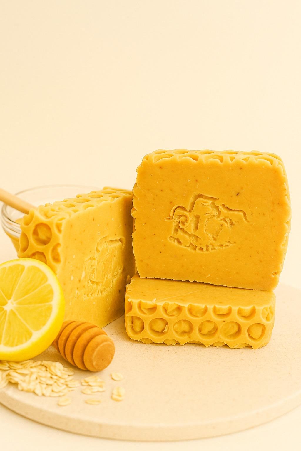 Jabones artesanales, hechos de manera tradicional
