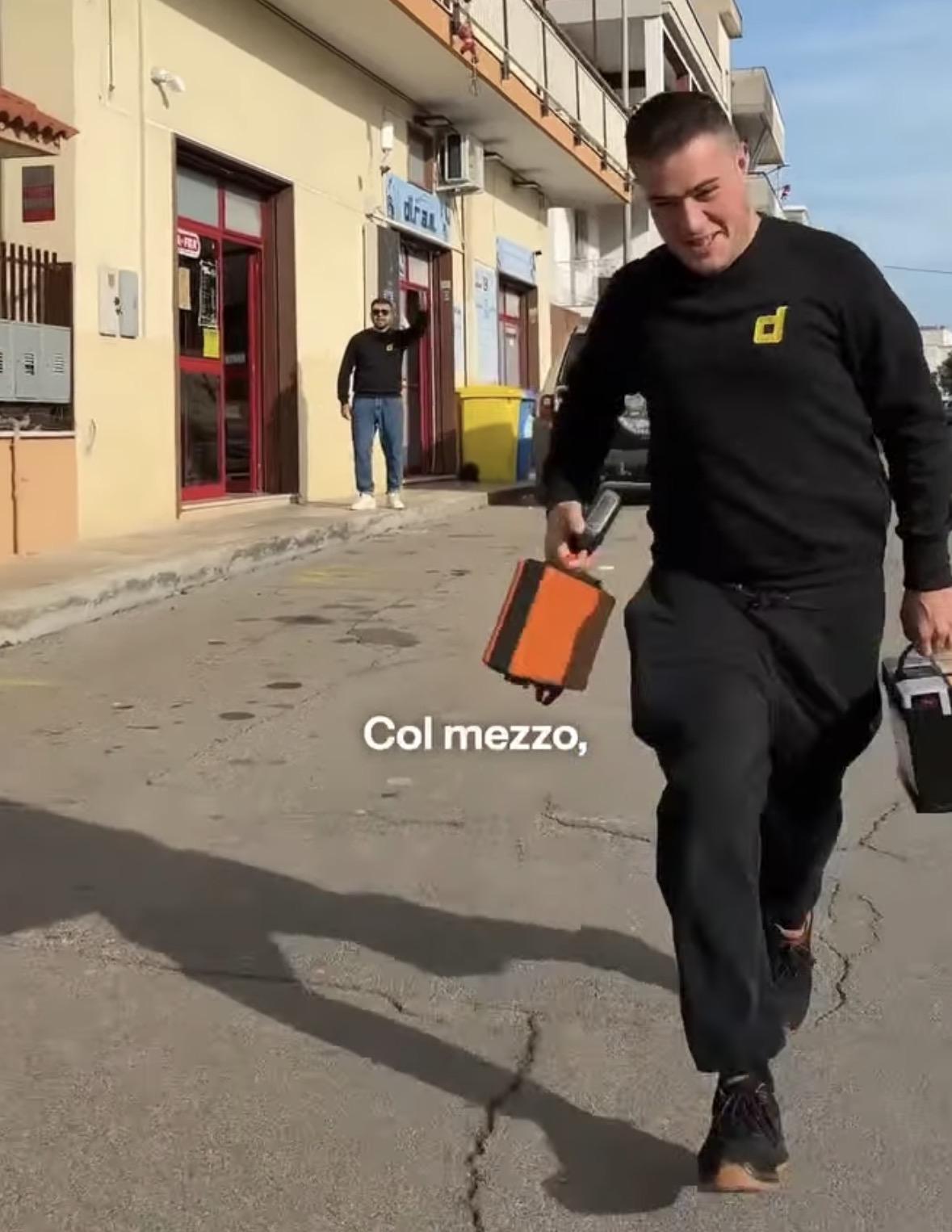 C’è chi dà indicazioni...
e chi le segue alla lettera 😂