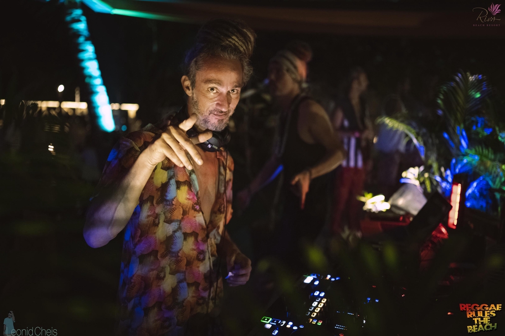 25+ years of selecting music and creating unexpected, high-energy sets.