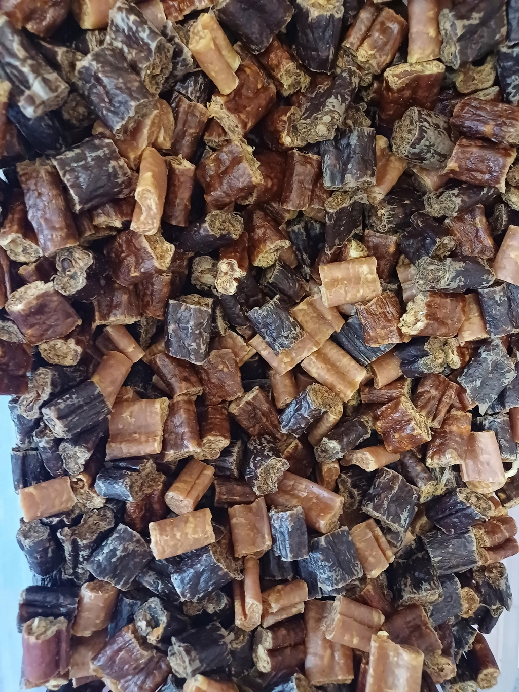 Your dog deserves 100% no additive, no preservatives, natural treat selections.