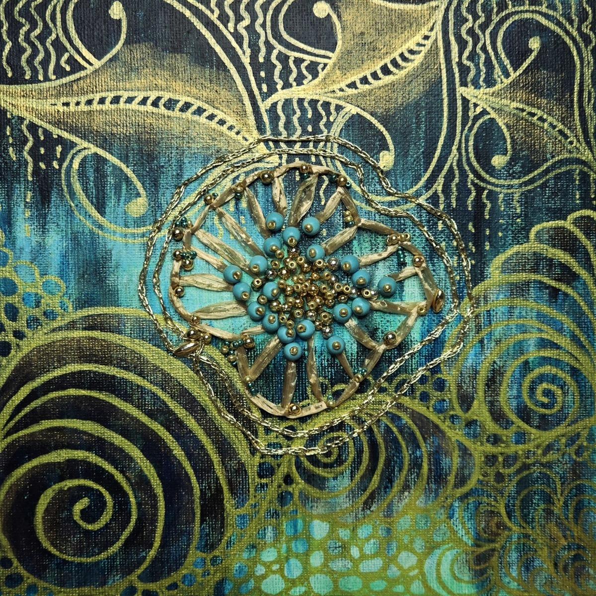 tableau brodé avec motifs zentangle vert et or