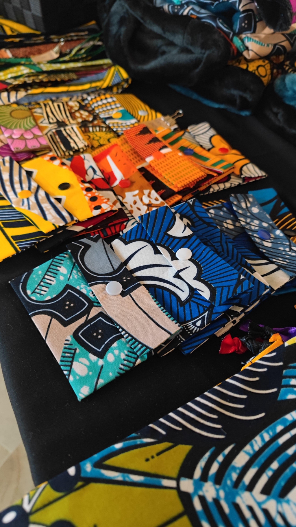 Porte carte accueillant toutes vos cartes au quotidien 
