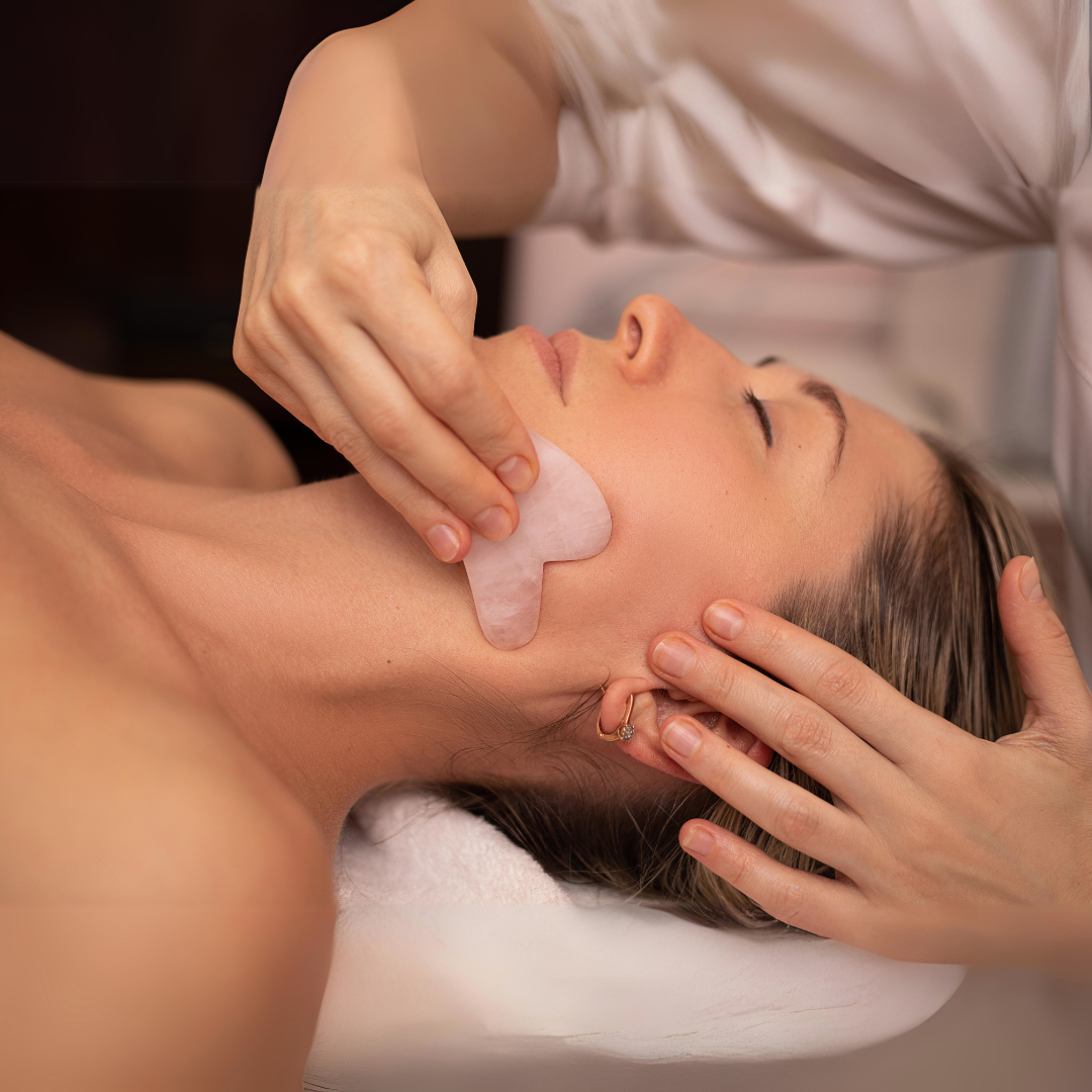 Fisioterapia estética para postoperatorio, para tratamiento antienvejecimiento y drenaje linfático