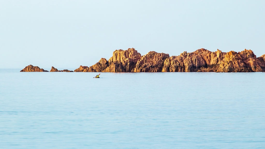 Isola rossa, Sardenia