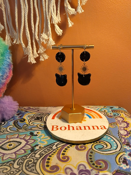 Handmade beaded jewellery crafted in the UK using the highest quality glass and crystal beads. Discover unique bracelets, earrings, and necklaces made with love and designed to last. Free UK delivery over £10🌸 BOHANNA HAND BEADED COLLECTION

Joyful, handcrafted jewellery that celebrates your individual style.