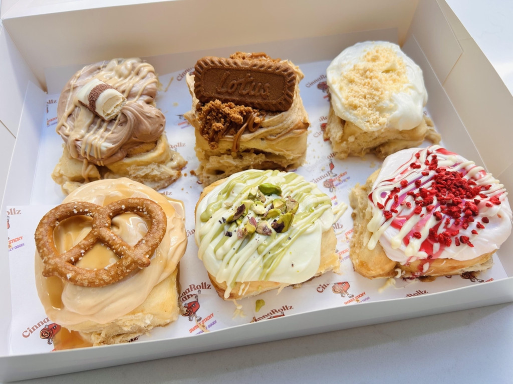 CinnaRollz | Southsea’s Fresh, Fluffy Cinnamon Rolls