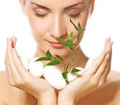 Sonia Care
Le Palper-rouler manuel , drainant et amincissant, le Chi ou Qi Nei Tsang, massage abdominal, drainage des organes viscéraux et le Kobido lifting facial naturel japonais sont les soins que je vous propose.

A l’unité ou en cure.