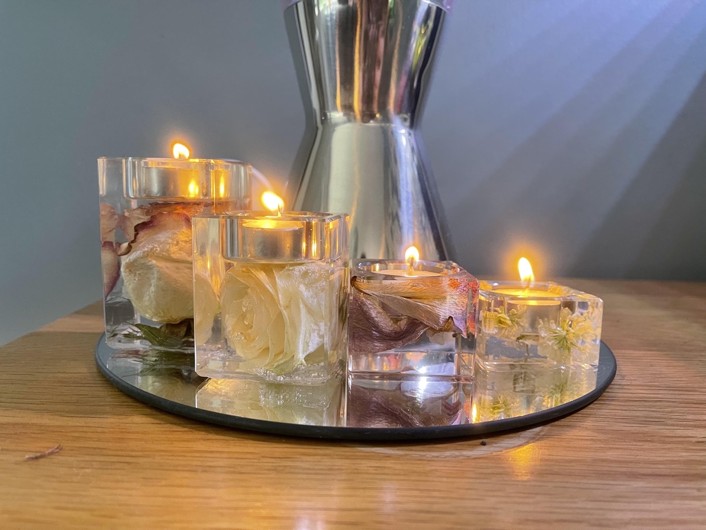 Engagement flowers set in resin