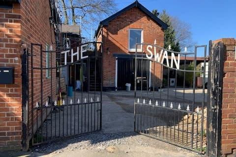 Welcome to the Swan’s Online Store
