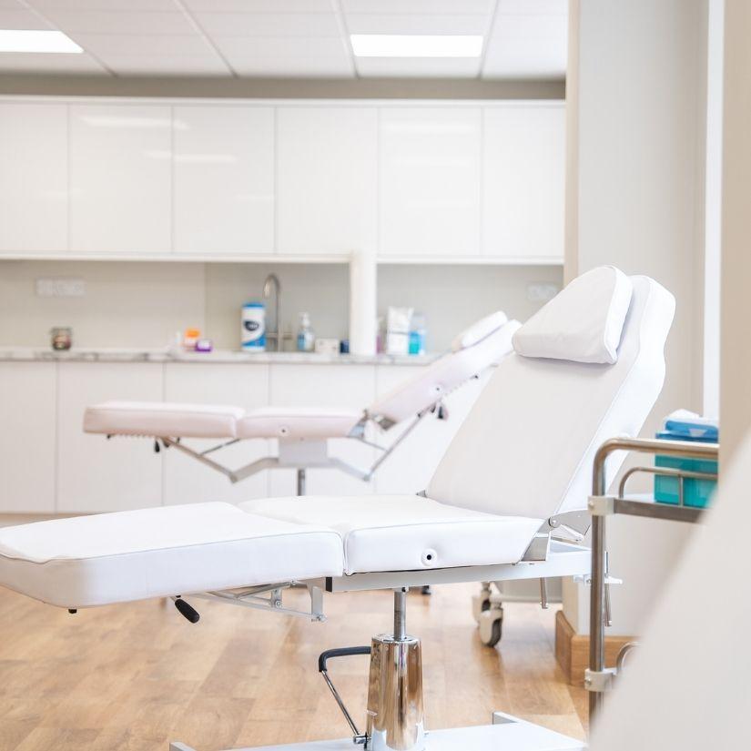 Our purpose-designed facility in the Cotswolds provides more than just a learning space; it offers a sanctuary for professional growth.
Dr. Goldie
Kate Goldie courses launched.
Kate goldie aesthetic courses are now live.
Dr Kate Goldie Courses
Dr goldie masterclass